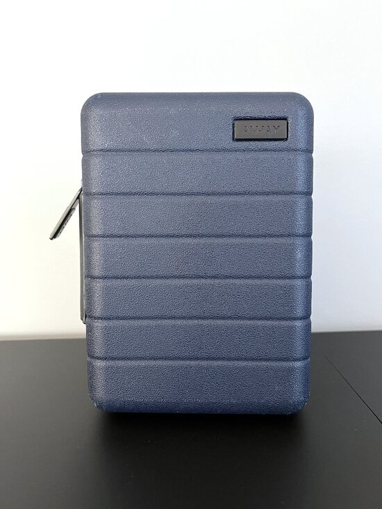 Away Handbags - AWAY x United Mini Travel Suitcase Toiletry Hard Case (Navy Blue)